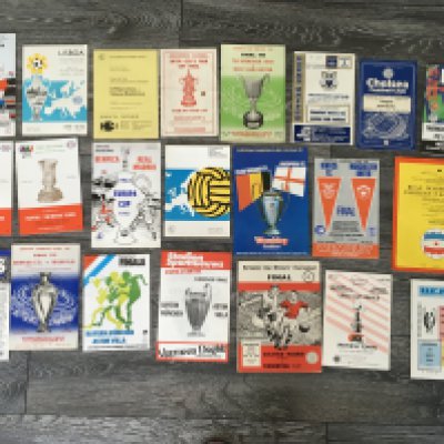 European Cup Final Football Programmes: 1961 Barcelona v Benfica, 1962 Benfica v Real Madrid. Includes other European finals with a 1960 pirate of Birmingham v Barcelona, two Leeds finals and more all in excellent condition. Please note there is debate over the 1967 Inter Milan v Celtic being original so please view. See online picture. (22)