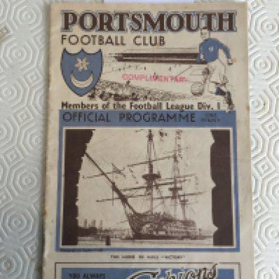 35/36 Portsmouth v Bristol City Football Programme: Good condition league programme with no team changes. Spine splitting both ends.