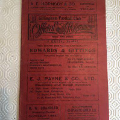 30/31 Gillingham v Bristol Rovers Football Programme: 3rd division programme in good condition with team changes. The word Bristol Rovers written to cover. The red cover has bled through.