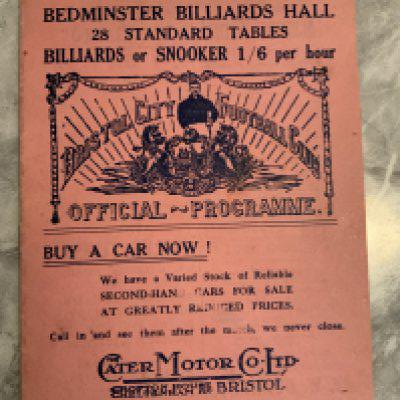 1927 - 1928 Bristol City v West Brom Football Programme: Very good condition with no team changes. Single page supplement which contains a profile on Gilhespy has matching date.
