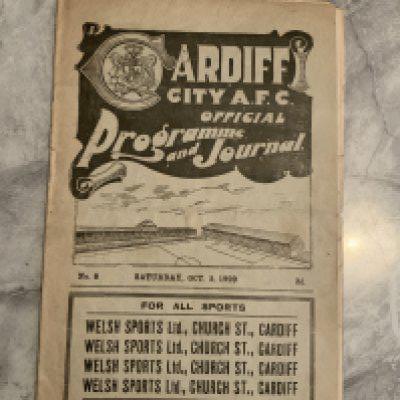 1929 - 1930 Cardiff City v Swansea Town Football Programme: Very good condition with no team changes.