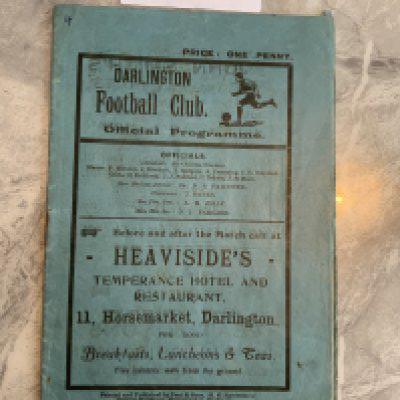 1928 1929 Darlington v Wrexham Football Programme: Very good condition with no team changes. Discreet number 4 written to top left corner.