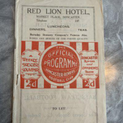 1928 - 1929 Doncaster Rovers v Tranmere Rovers Football Programme: Very good condition with no team changes.