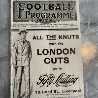 1926 - 1927 Everton v Leicester City Football Programme: Excellent condition ex bound with couple of discreet team changes. Covers intact.