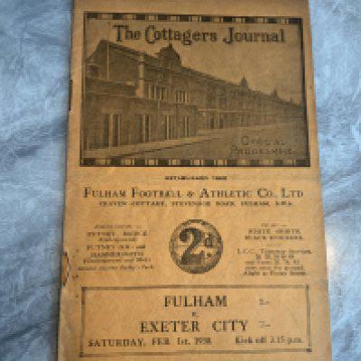 1929 - 1930 Fulham v Exeter City Football Programme: Excellent condition with no team changes. Score written to cover. Attractive orange covers.