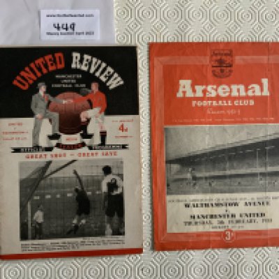 52/53 Manchester United v Walthamstow Football Programmes: 4th round match at Old Trafford is good with no team changes although staples removed. Replay at Arsenal is fair with heavy folding. (2)
