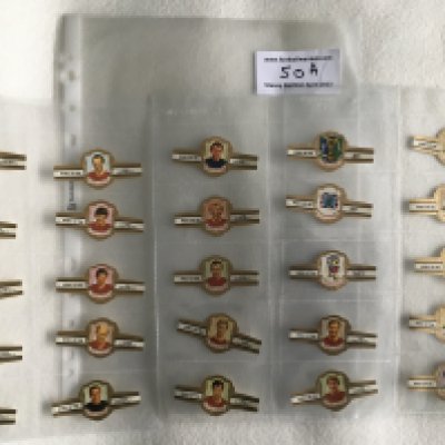 1966 World Cup Final Full Set Of Cigar Bands: Includes all 22 players from England and West Germany plus 3 World Cup logos including WC Willie. Excellent. (25)