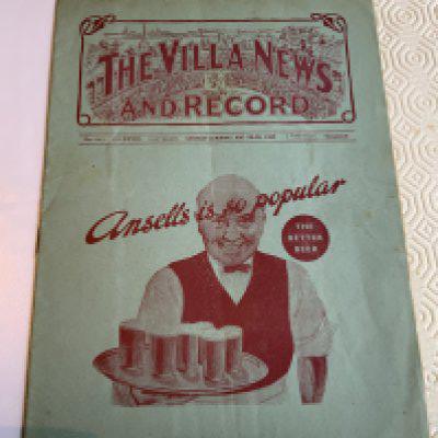 37/38 Aston Villa v West Ham Football Programme: Good condition league match with no team changes.