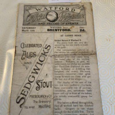 1920 - 1921 Watford v Brentford Football Programme: League match in fair condition with fold and rusty staple failing to hold 8 pager.