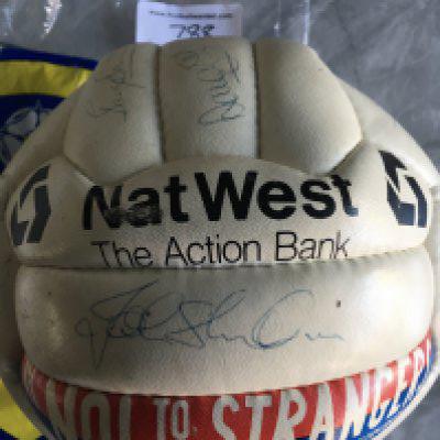 Leeds United 87/88 Signed Football: Autographed in blue biro by the team including Batt,y Aspin, Sheridan, Mumby and Pearson. Many autographs on a size 4 Nat West and West Yorkshire police sponsored ball. Instructions to sell.