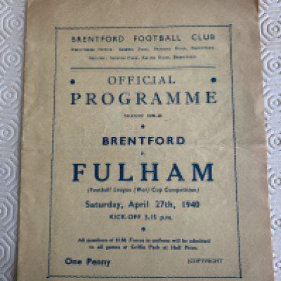 39/40 Brentford v Fulham Football Programme: Very good condition 4 page cup match with no team changes dated 27 4 1940. Light fold.
