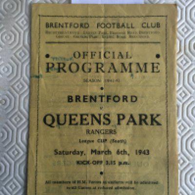 42/43 Brentford v QPR Football Programme: Fair condition cup match dated 6 3 1943 with team changes. Fold.