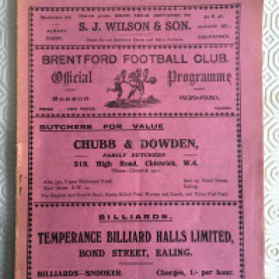 29/30 Brentford v Southend United Football Programme: Good condition league match with no team changes.