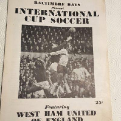 1969 West Ham USA Tournament Football Programme: Excellent condition with no folds or writing. 8 page tournament brochure mainly featuring West Ham with player profiles and team group. Briefly mentions fixtures and opponents such as Wolves, Tottenham, Dundee United, Aston Villa and Kilmarnock.