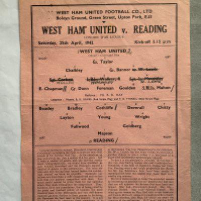 41/42 West Ham v Reading Football Programme: Single sheet league match dated 25 4 1942 in good condition with pencilled writing. C/W 45/46 West Ham v Portsmouth reserves programme and 30/31 ticket for West Ham Juniors v Birmingham J.O.C. at Upton Park. Very good. (3)