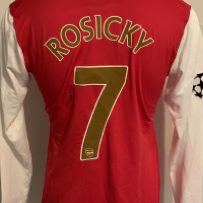Arsenal 2010 - 2011 Match Issued Football Shirt: Red long sleeve with Champions League badging to arm. Number 7 Rosicky to rear where he has signed.