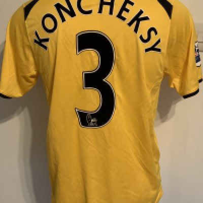 Fulham 2008 - 2009 Match Worn Football Shirt: Yellow 3rd kit short sleeve with Premiership badging to arms. Number 3 Konchesky to rear.