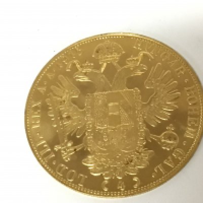 A 1915 Austria gold Ducat coin weight 14g