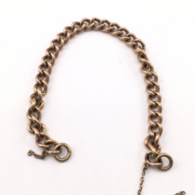 A 9ct gold bracelet 19.06g, no clasp. Approx 18cm. Postage A