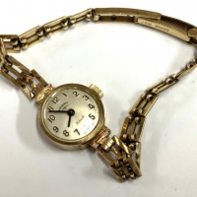 A 9ct gold ladies Rotary wrist watch, 12.09g (A)