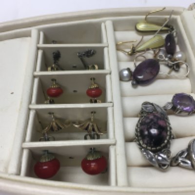 WITHDRAWN - A Collection of earrings including some 9ct gold examples, silver ring. Postage category B