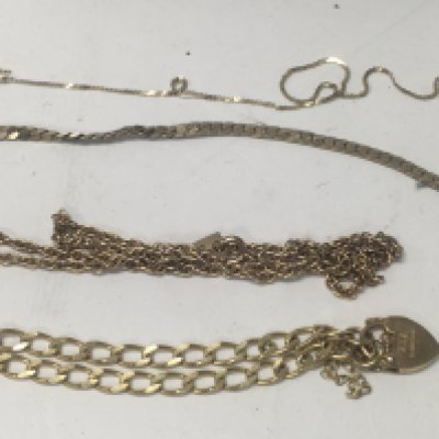 Four 9ct gold bracelets total weight 11.5 grams.