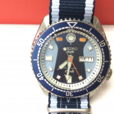 Seiko 5 sports Honda super cub Ltd edition watch. Comes with full set papers etc. Dated 6 September 2023.