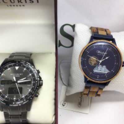 Two gents watches including a Accurist and a Waidzeit wooden strap. Both seen running. Postage B