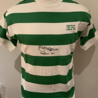 Celtic 1967 European Cup Final Signed Replica Shirt: Signed to front by winning captain Billy McNeill. COA from reputable source. 