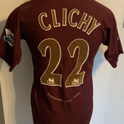 Arsenal 2005 - 2006 Home Match Worn Football Shirt: Redcurrant short sleeve  Nike shirt with Premier League badging to sleeves. Clichy 22 to rear. Final season at Highbury. 