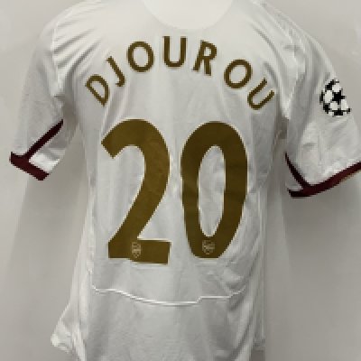 Arsenal 2007 - 2008 Home Match Worn Football Shirt:  White short sleeve Nike shirt with Champions League badging to sleeves. Djourou 20 to rear.