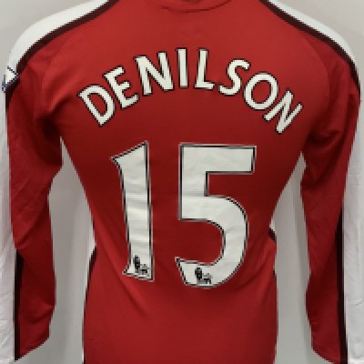 Arsenal 2009 - 2010 Home Match Worn Football Shirt: Red and white long sleeve  Nike shirt with Premier League badging to sleeves. Denilson 15 to rear.