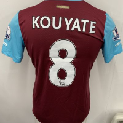 West Ham 2015 - 2016 Match Worn Football Shirt: Claret and blue short sleeve Poppy shirt with Premier League badging to sleeves. Kouyate 8 to rear. Worn v Everton on 7 November 2015.