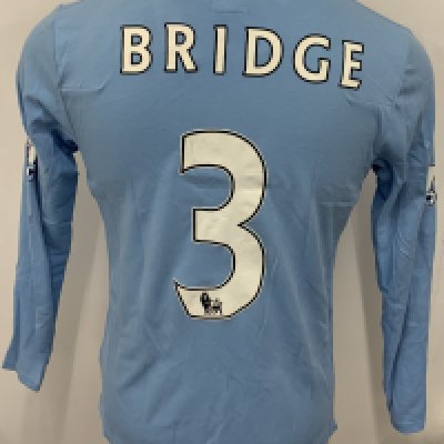 Manchester City 2009 - 2010 Bridge Match Worn Football Shirt: Blue long sleeve Umbro shirt from 1st season of Etihad Sponsorship. Premier League badging to sleeve and Bridge 3 to rear. 