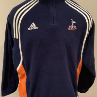 Tottenham 2000 - 2001 Football Players Training Fleece: Number 9 used by Les Ferdinand. Size 44/46.