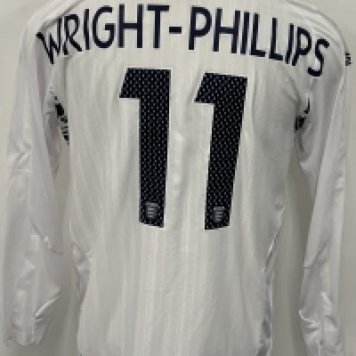 England 2006 - 2007 Match Issued England Football Shirt: White long sleeve Umbro shirt with number 11 Wright-Phillips to rear. Issued v Spain on 7 February 2007.  