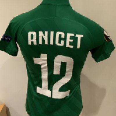 Ludogorets 2010 - 2011 Match Worn Football Shirt: Green short sleeve shirt with Europa badging to sleeves. Anicet 12 to rear. Worn v Tottenham on 26 November 2020.