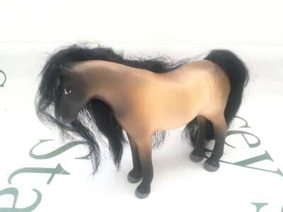 An Original Julip New Forest Pony Strawberry Roan With Black Mane And Star.