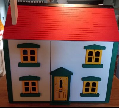 A Julip Horse Of The Year Dolls House.