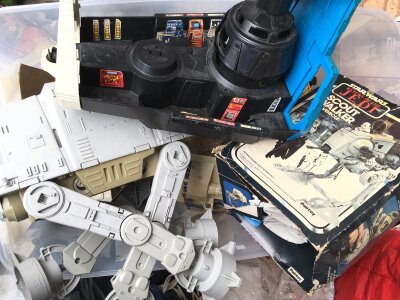 A Box Containing Vintage Star Wars Ships, ideal For Spare Parts. No Reserve.