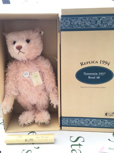 A Boxed Steiff Teddy Bear 1927 Rose 48 Replica.
