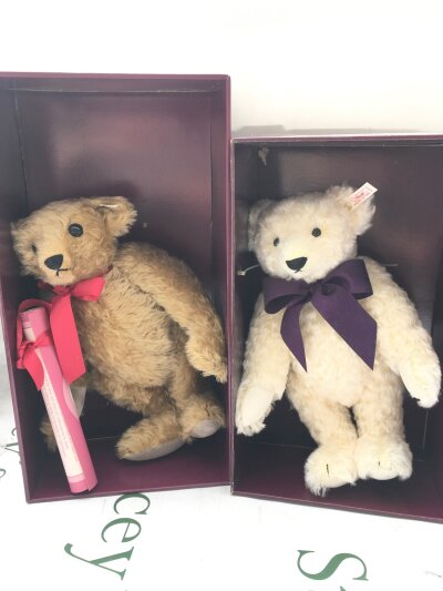 2 Boxed Steiff Hamleys Bears, Charlotte And Tobias. No Reserve.