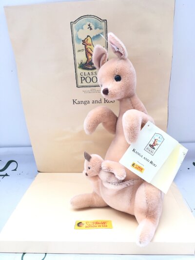 A Steiff Pooh Classic Kangaroo And Roo. No Reserve.