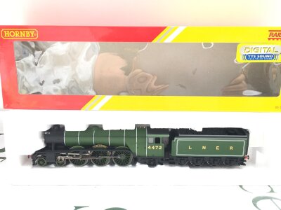 A Boxed Hornby 00 Gauge LNER 4-6-2 Flying Scotsman. DCC Fitted.