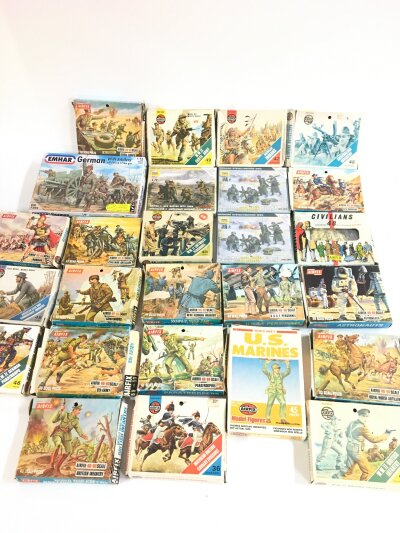 A Collection Of Boxed And Loose Plastic Model Kit Figures. No Reserve.