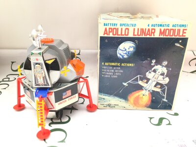 A Boxed DSK Battery Operated Apollo Lunar Module. Fully working.
