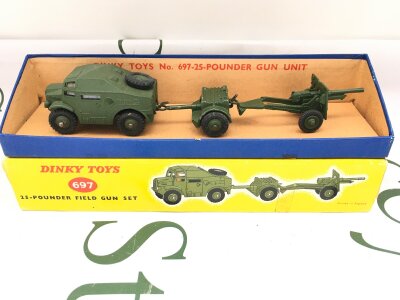 A Boxed Dinky Toys 25-Pounder Field Gun Set #697.