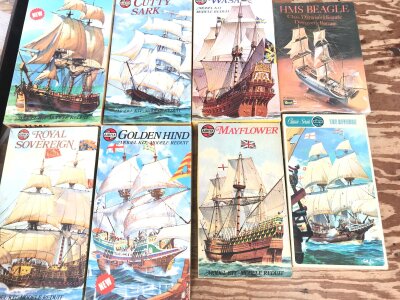 A Collection Of Ship Model Kits By Airfix And Revell. 2 Are Sealed. No Reserve.