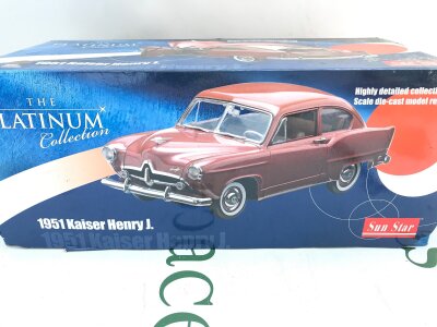 A Boxed Sun Star 1/18 Scale 1952 Kaiser Henry J.