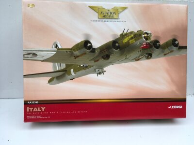 Boxed Corgi Archive Aviation model featuring a Boeing B-17G ..2nd Patches from The Battle for Monte Cassino.  Limited Edition AA33305. 1:72 scale. No reserve